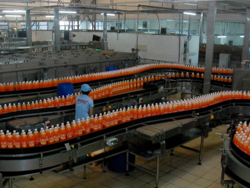 Dây chuyền sản xuất nước ngọt có gaz chai pet 1.25l